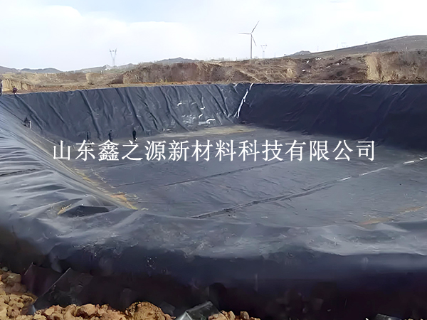 大風(fēng)天氣下土工膜的鋪設(shè)策略：穩(wěn)中求進(jìn)，安全高效