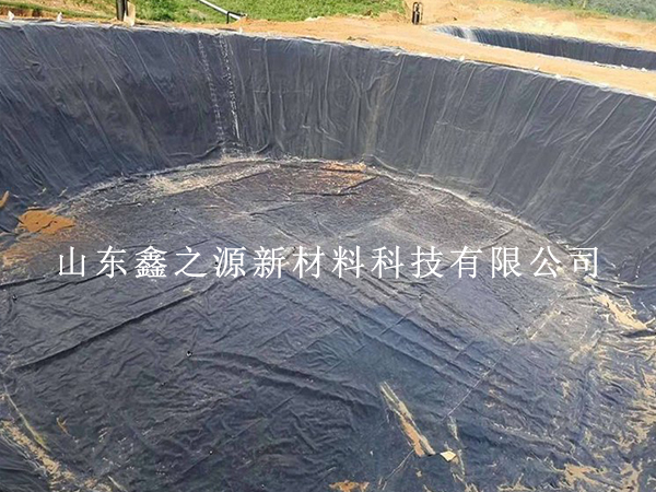 沼氣池防滲膜鋪設(shè)前，這些準(zhǔn)備工作要做足